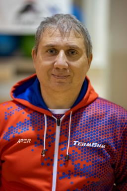 Miroslav Hrazdil – gymnasta, zakladatel a profesionální trenér spolku TeamGym Slavkov u Brna  Miroslav Hrazdil – gymnasta, zakladatel a profesionální trenér spolku TeamGym Slavkov u Brna