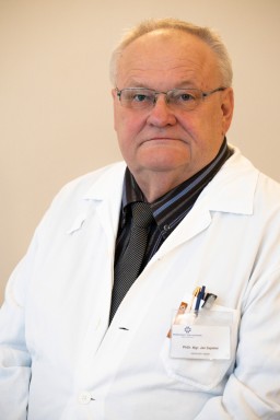 PhDr. Mgr. Jan Zapletal – nemocniční kaplan, trvalý jáhen v Nemocnici TGM v Hodoníně